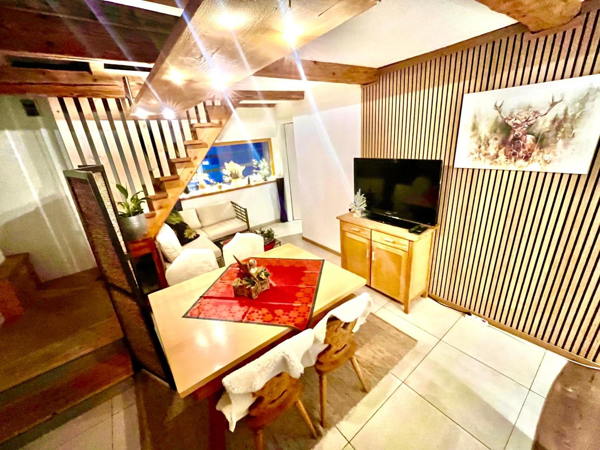 Evy Apartment