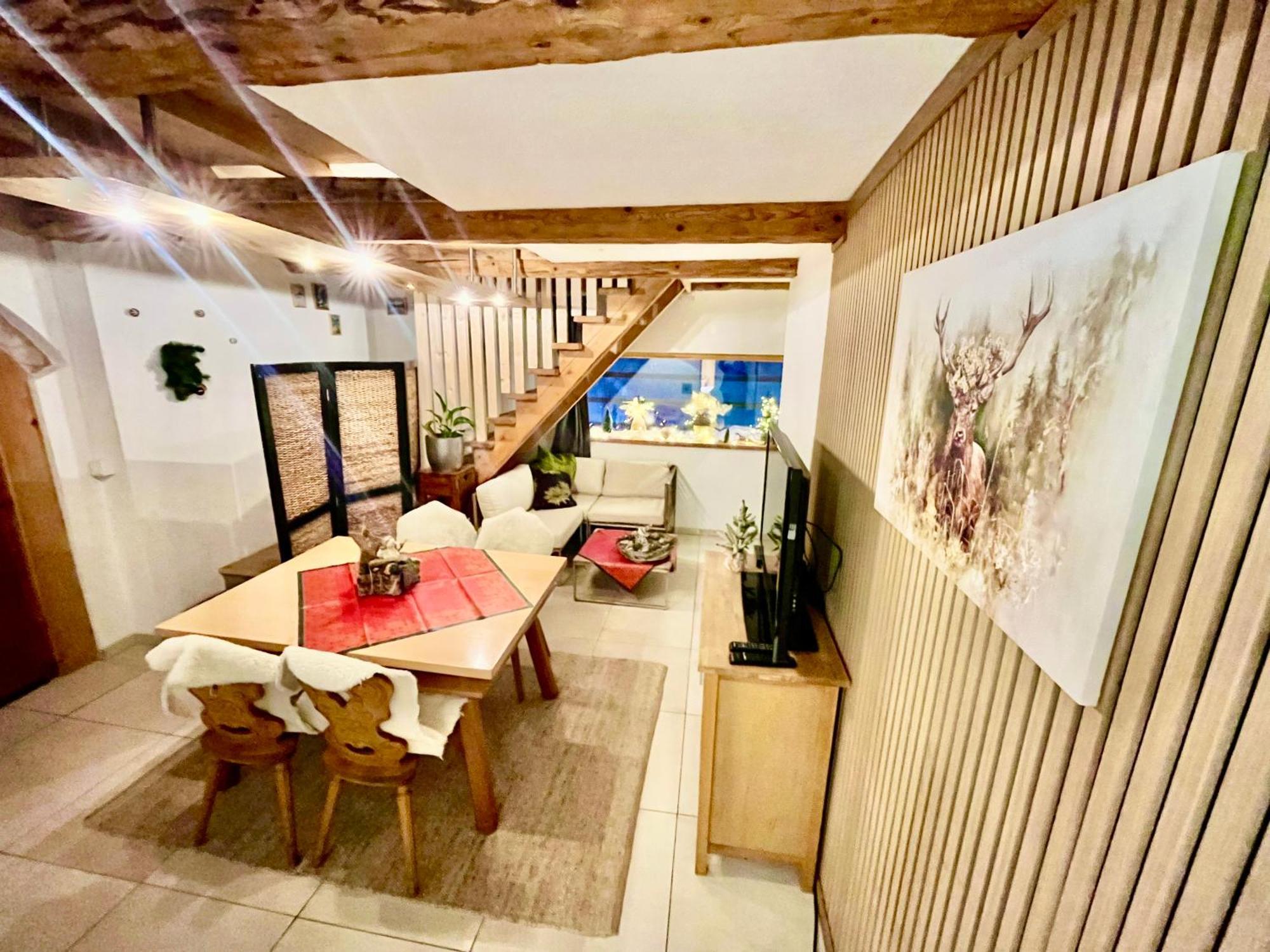 Evy Apartment *
