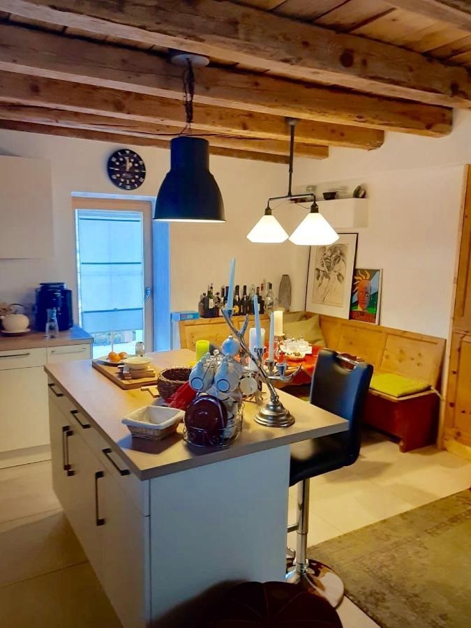 Evy Apartment Mutters